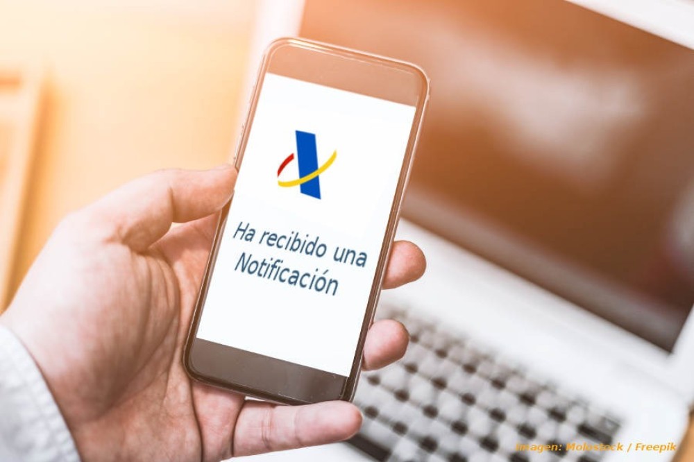 Obligación de relacionarse electronicamente con la Agencia Tributária